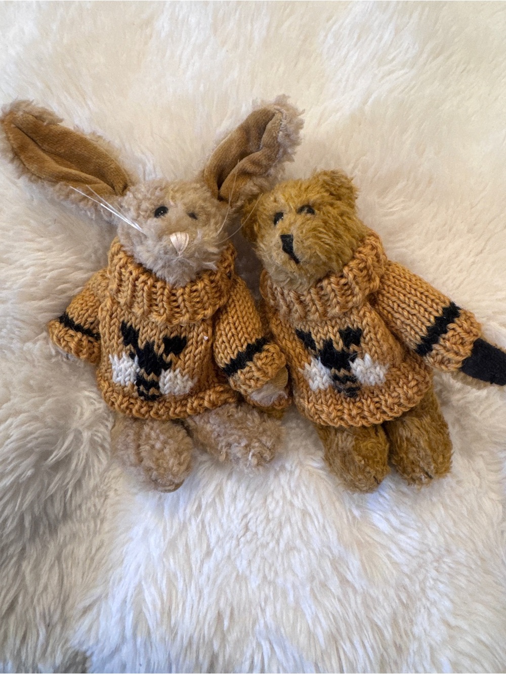 Boyd’s Bears Mini Plush Bunny and Bear Pair in Mustard Bee Sweaters 90’s